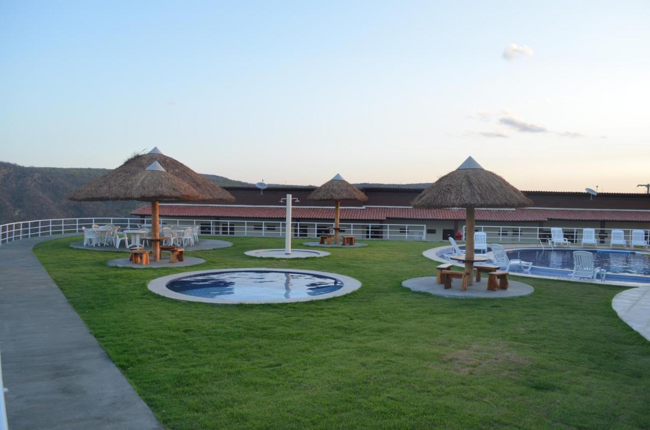 Hotel Aconchego Do Velho Chico Piranhas  Bagian luar foto